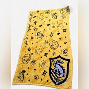 Vera Bradley x Harry Potter Hufflepuff Element Blanket 💛
